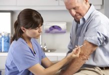 Prvi Amerikanci mogli bi primiti vakcinu protiv COVID-19 već u decembru