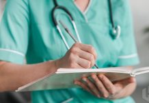 Medicinska sestra pokazala kako je izgledala prije pandemije, a kako sada