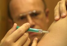 WHO: Vakcinacija polovine stanovništva značajno smanjuje broj zaraženih