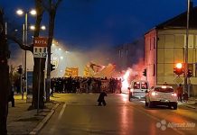 Red Army bakljadom, pjesmom i transparentima zapalili mostarske ulice