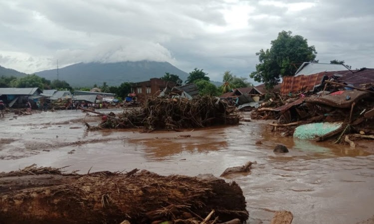Indonezija_ciklon_poplave_april_2021_ANTARA