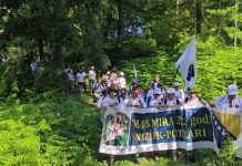 Krenuo Marš mira: Hiljade ljudi odaju počast žrtvama genocida u Srebrenici
