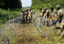 SAD izrazile zabrinutost protokom migranata iz Bjelorusije u Litvaniju