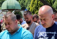 Vedad Ibišević klanjao dženazu u Potočarima
