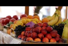 Bogat izbor voća i povrća na sarajevskim Markalama