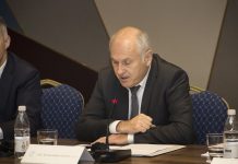 Inzko nametnuo zakon o zabrani negiranja genocida