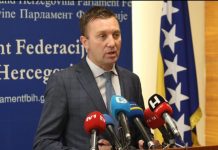 Slavo Kukić za Depo / Ko stane na put ‘patriotima’ iz kruga Sebije i Baketa: Progon Senaida Begića je poruka svima, nepoćudnim Bošnjacima posebice