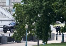 Završena kriza kod Kapitola: Osumnjičeni priveden nakon pet sati pregovaranja