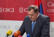 Dodik poručio opoziciji: Vas pet ne može okupiti trećinu ljudi koliko SNSD može sam