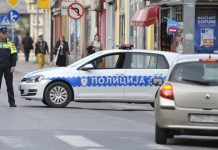 Tučnjava ispred kafane “Posljednja šansa”: Djevojka mladića ubola prstom u oko