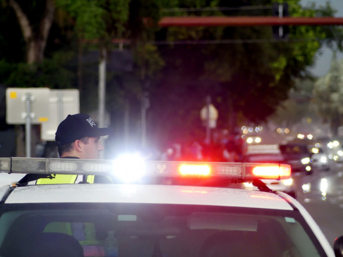 policija