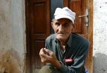 Huso Huskić ima 92 godine i nikada se nije ženio, zdravo živi pa nema ni zdravstvenu knjižicu!