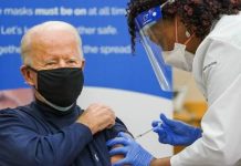 Biden prima treću dozu vakcine protiv virusa korona