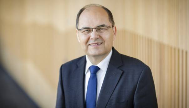 christian-schmidt-najvaznije-da-bih-ispratimo-u-evropu-schmidt-christian-minister_60afb664b6b9a