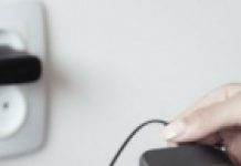 Sve vrijeme pogrešno ste punili telefon, pa vam baterija zato traje kratko: Ovo je ispravan način!