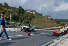 Saobraćajna nesreća u Reljevu: Jedna osoba poginula u direktnom sudaru dva vozila