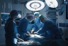 Litvancu iz želuca izvadili kilogram eksera, šarafa, matica i drugih metalnih predmeta