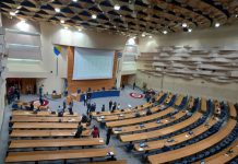 Schmidt zastupnicima: Oko ključnih stvari se morate dogovoriti