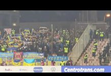 Nagurivanje navijača Ukrajine s policijom