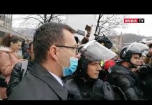 Protesti u Sarajevu: Izlazak ministra Nermina Đindića