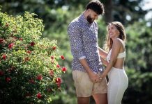 Ljubav cvijeta: Ovako Jusuf Nurkić sa zaručnicom Eminom uživa u svakom trenutku