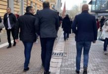 Davor Dragičević otkrio šta je danas ‘šapnuo’ Dodiku i šta je značila ‘šetnja’ kroz Banjaluku?