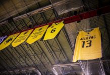 Emotivno veče u Atini: AEK povukao dres Stevana Jelovca