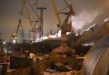 Vatra zahvatila ruski ratni brod, najmanje troje povrijeđenih