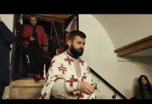 Mostar: Paljenje badnjaka i ponoćna liturgija u Hramu Rođenja Presvete Bogorodice