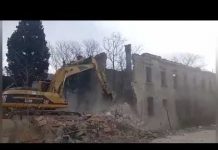 Rušenje bivše Željezničke zgrade Ćiro u Mostaru