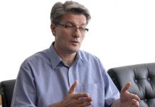 Intervju / Šemsudin Mehmedović za Visoko.co.ba: Mi smo unutar države u većini etnički Bošnjaci, Srbi i Hrvati, ali na granici sa svojim pasošima mi smo nacionalno Bosanci!