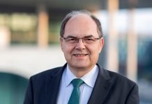 Šmit: Agresivna retorika i potezi u BiH zabrinjavaju cijeli svijet