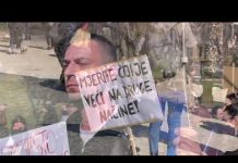 Sarajlije uz Balaševićeve stihove protestovale zbog rata u Ukrajini