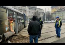 Iskočio tramvaj iz šina kod američke ambasade