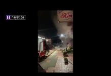 ZAPALJENO VOZILO U SARAJEVU, VATROGASCI SE BORE S VATROM