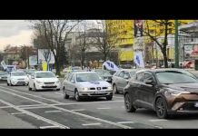 S mirnih protesta u Sarajevu poslane i poruke podrške miru u Ukrajini: ”Probudi se, Bosno“
