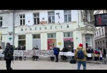 Protesti u Sarajevu u znak sjećanja na genocid u Srebrenici