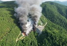 Dim se vidi i iz Visokog: Veliki požar na deponiji usred zelene oaze kod Kiseljaka