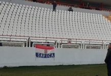 SRAMOTNE FAŠISTIČKE PORUKE NAVIJAČA ZRINJSKOG: UZ ZASTAVU NDH PJEVALI ‘NEMA VIŠE VELEŽA, NI STAROG MOSTA’