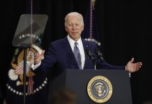 Biden pucnjavu u supermarketu u Buffalu nazvao domaćim terorizmom