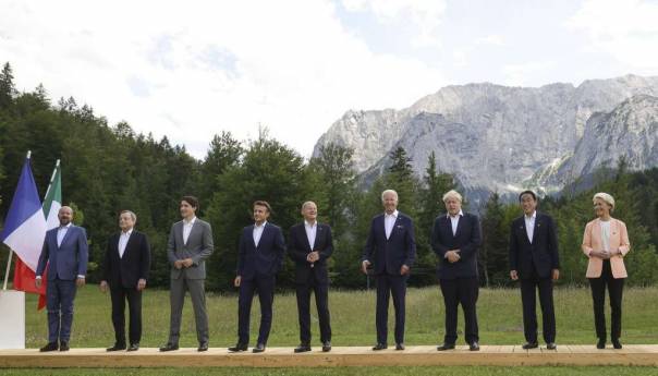 Na-samitu-Grupe-7-nove-sankcije-Rusiji