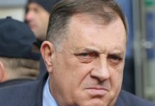 Dodik: RS angažovala pravni tim, pokrećemo tužbu porotiv Schmidta