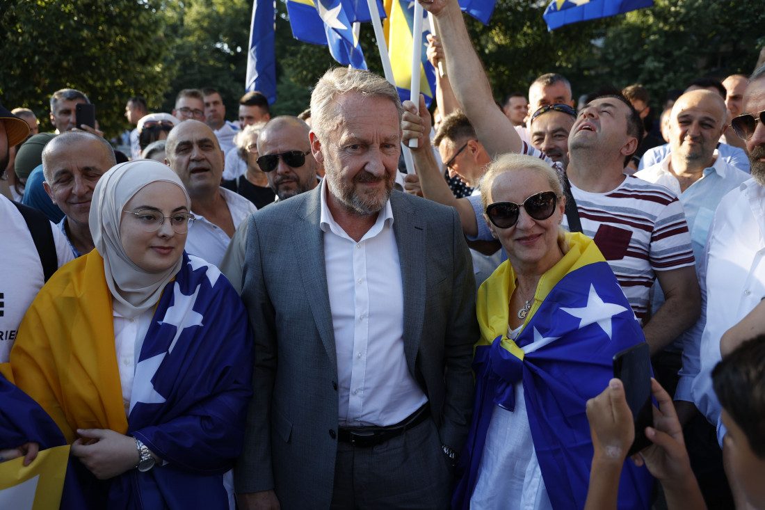 220725-protesti-90282-1658772985-1100x733-1