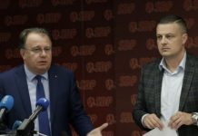 Nikšić o odlukama Schmidta: Uvođenjem praga za ulazak u DN, prekršile bi se presude Evropskog suda