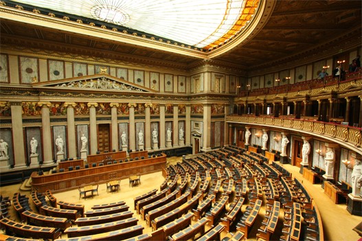 Austrijski-parlament