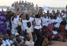 Mještani dva naselja u Maliju okončali 30-godišnju svađu i organizovali slavlje