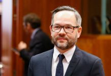 Roth protiv Schmidta: BiH treba demokratski Izborni zakon