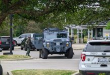 Najmanje šest ljudi ubijeno u pucnjavi na paradi u SAD-u