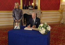 JOE BIDEN ODAO POČAST KRALJICI ELIZABETI: NJENO NASLJEĐE BIT ĆE UPISANO VELIKIM SLOVIMA U PRIČI O NAŠEM SVIJETU