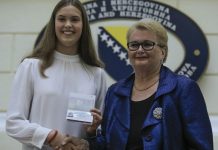 Lani Pudar uručen diplomatski pasoš Bosne i Hercegovine